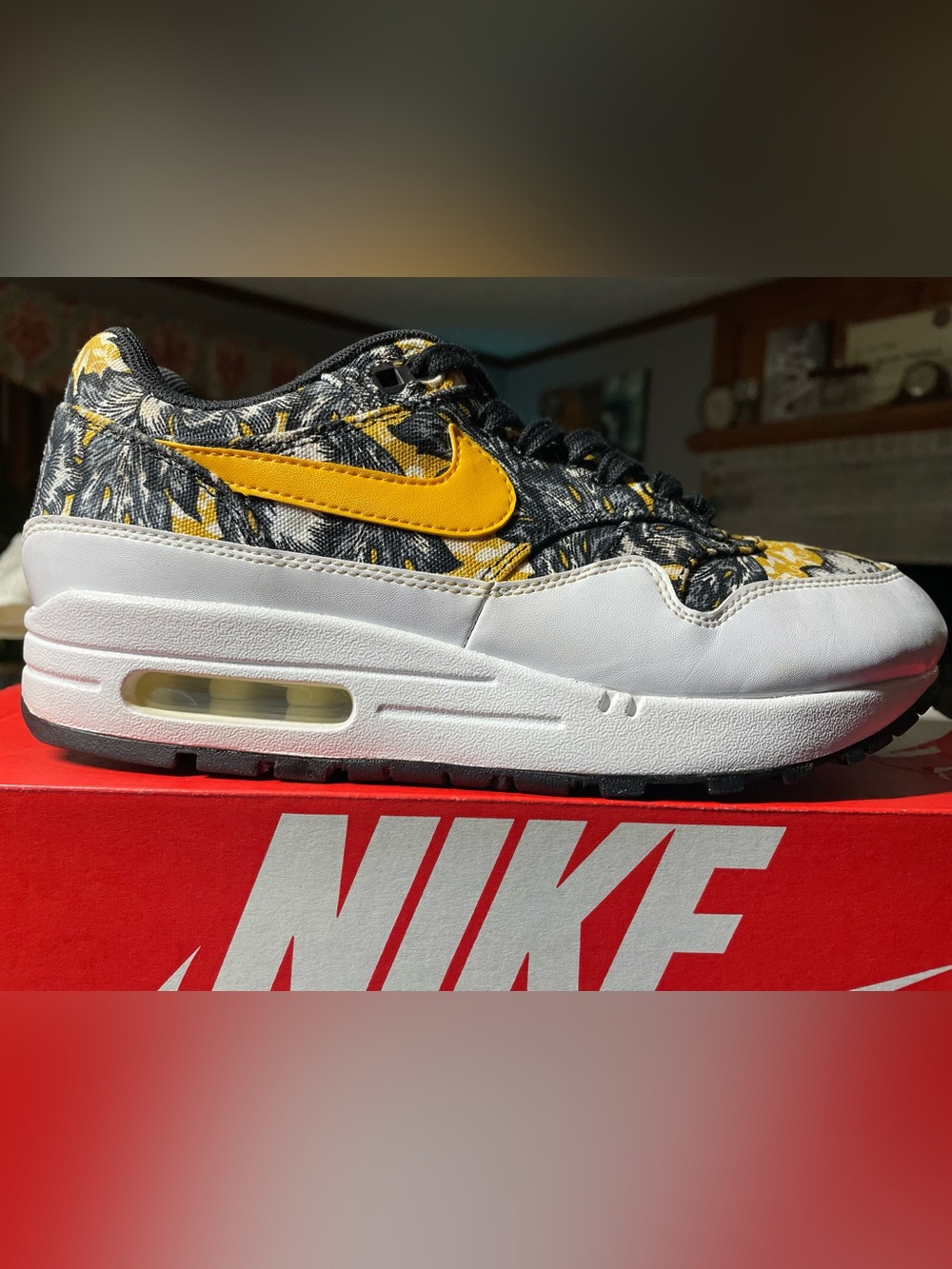 Nike Air Max 1 🌴 Tropical Floral 🌴6.5Y-8W